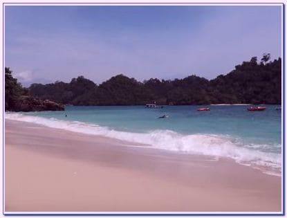 Jalur dan rute wisata pantai 3 warna di Malang Jalur dan rute wisata pantai 3 warna di Malang