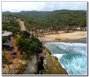 Alamat Pantai Klayar