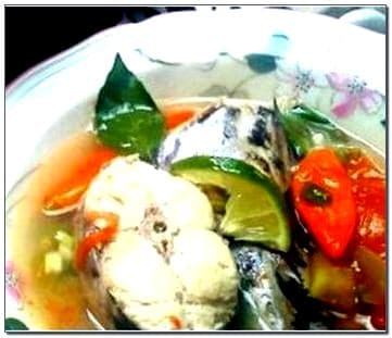 Foto ikan kuah asam Manado Foto ikan kuah asam Manado