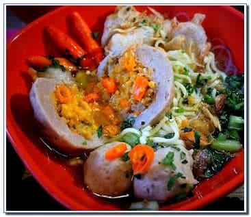 Baso Kadeudeuh di Bandung
